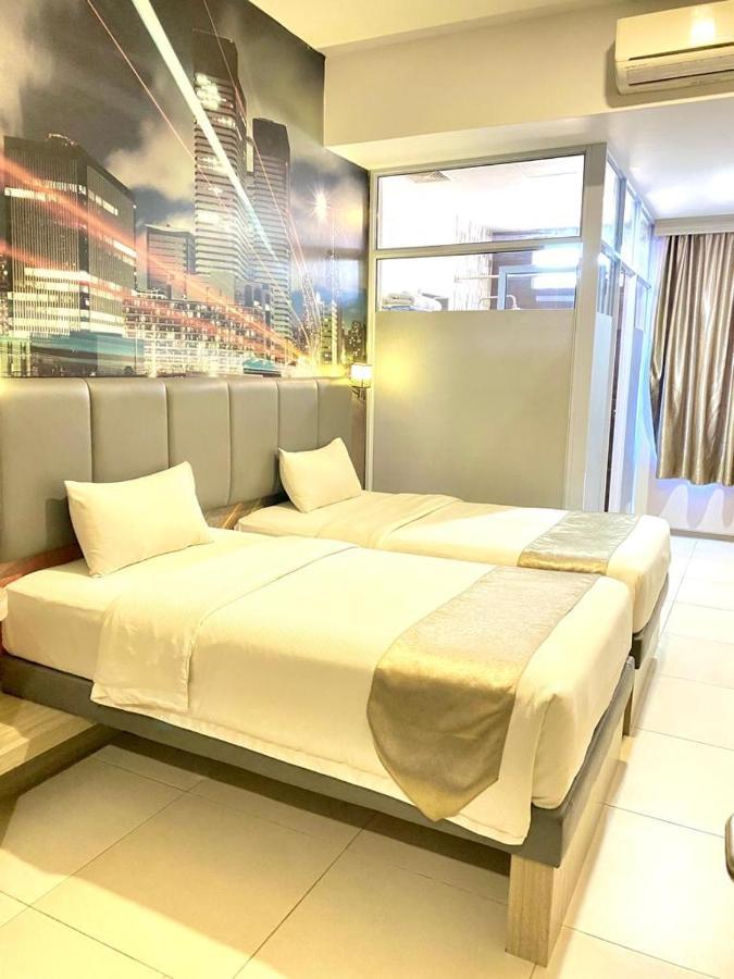 Os Hotel Tanjung Uncang Sagulung Екстер'єр фото